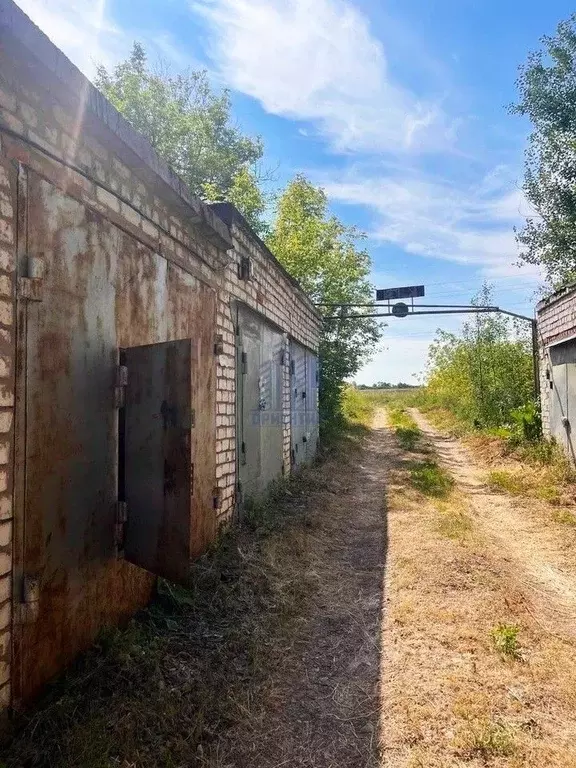 Гараж в Чувашия, Новочебоксарск Промышленная ул., 7А (15 м) - Фото 1