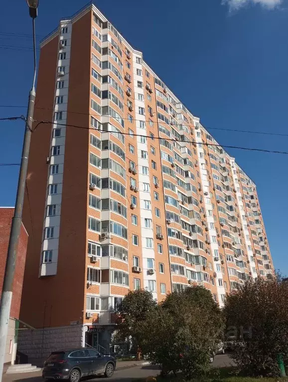 3-к кв. Московская область, Красногорск ул. Имени Зверева, 6 (76.4 м) - Фото 1