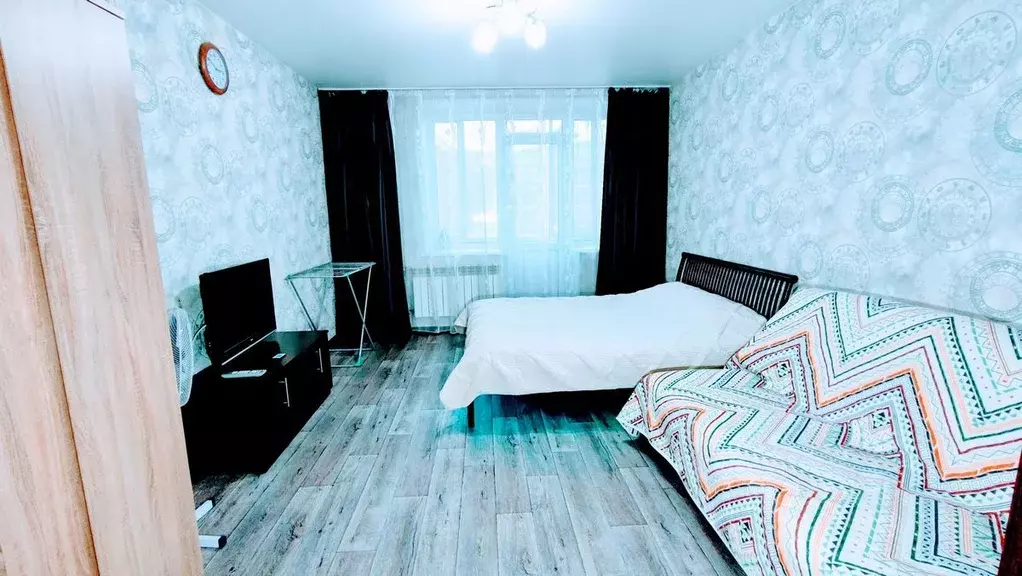 2-к кв. Хакасия, Абакан ул. Торосова, 15 (50.0 м) - Фото 1