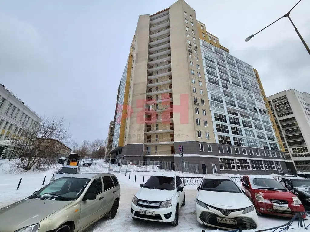 Помещение свободного назначения в Свердловская область, Екатеринбург ... - Фото 1