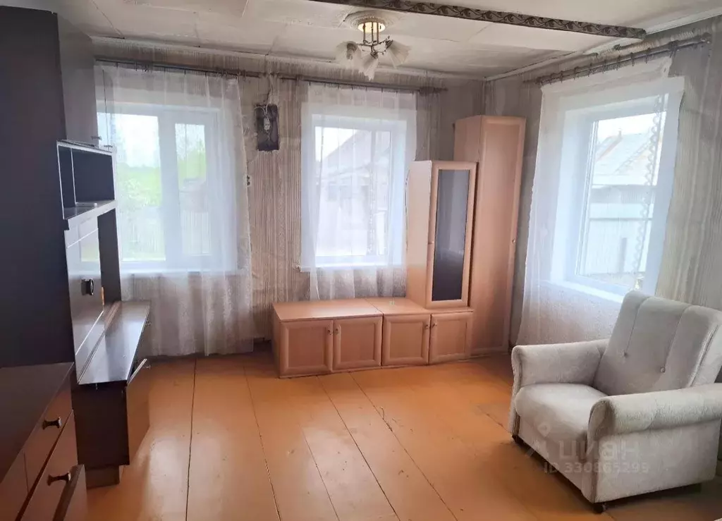 Дом в Псковская область, Невель ул. Суворова, 48 (36 м) - Фото 2