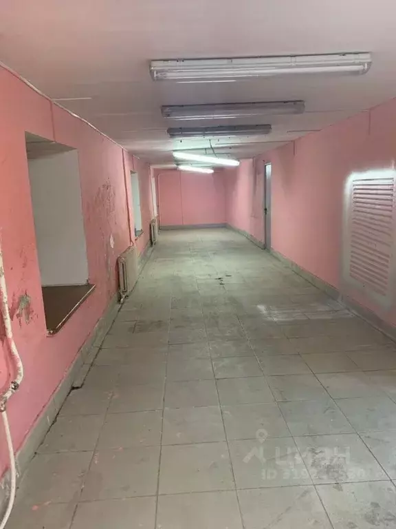 Помещение свободного назначения в Свердловская область, Екатеринбург ... - Фото 0