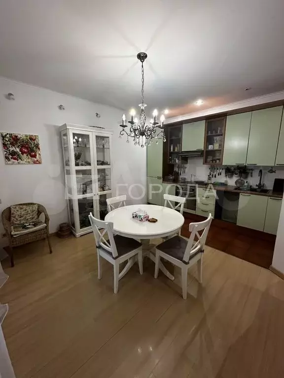 3-к. квартира, 85 м, 4/10 эт. - Фото 0