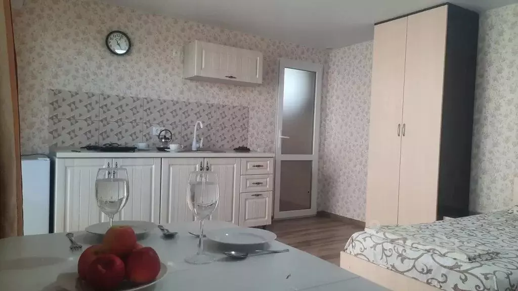 Комната Крым, Сакский район, с. Штормовое ул. Мира, 1 - Фото 1