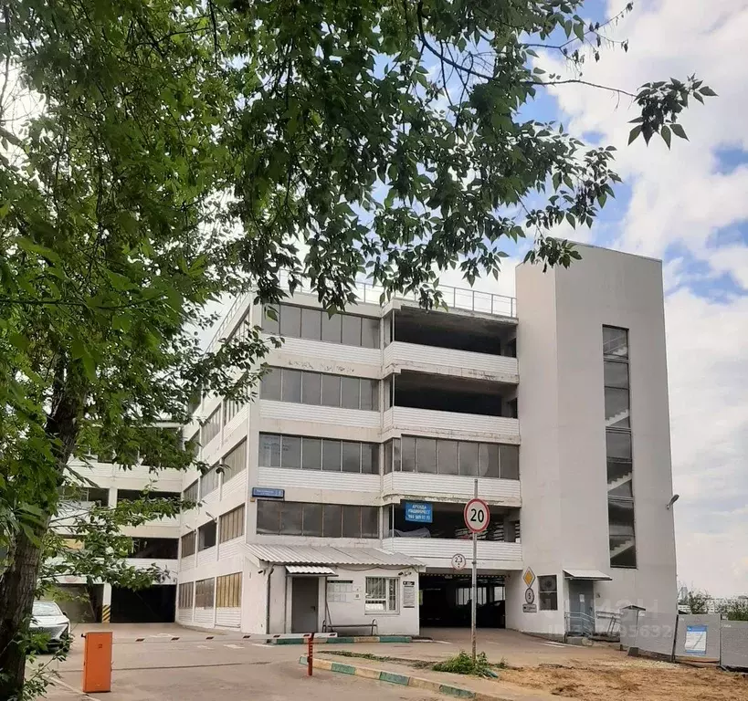 Гараж в Москва Нагатинская ул., 7 (18 м) - Фото 1