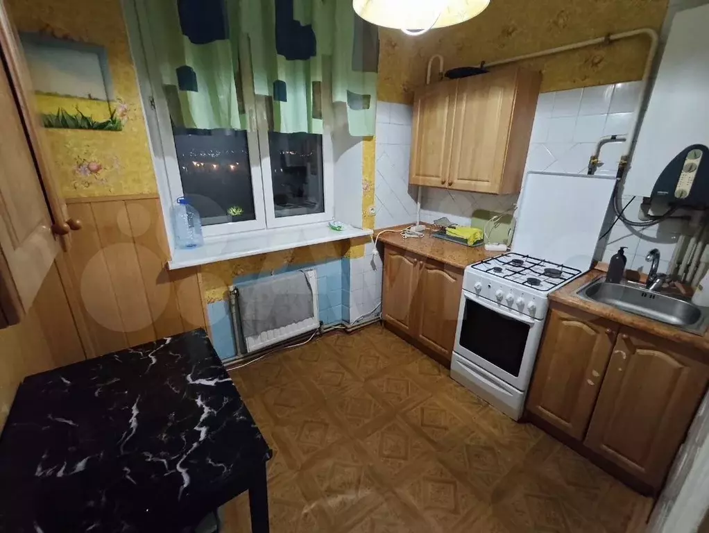 2-к. квартира, 50 м, 4/4 эт. - Фото 0