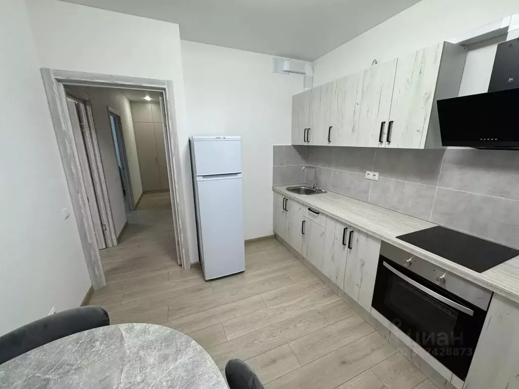 2-к кв. Свердловская область, Екатеринбург ул. Академика Ландау, 39 ... - Фото 2