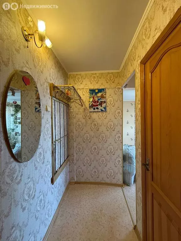 3-комнатная квартира: Омск, улица Химиков, 65 (59 м) - Фото 1