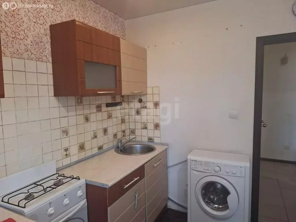 1-комнатная квартира: Оренбург, улица Чернышевского, 30 (35 м) - Фото 0