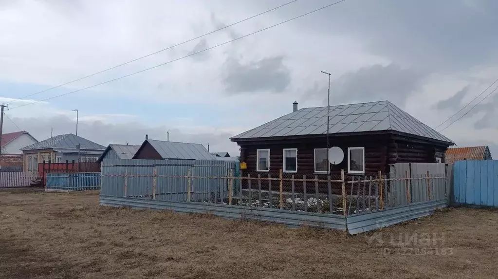 Дом в Башкортостан, Абзелиловский район, Таштимеровский сельсовет, д. ... - Фото 1