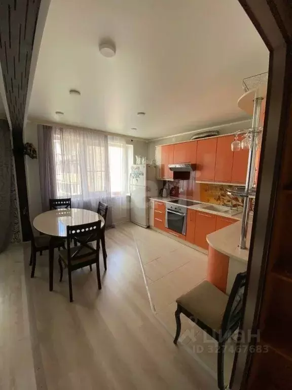 2-к кв. Алтай, Горно-Алтайск ул. Григория Чорос-Гуркина (84.4 м) - Фото 1