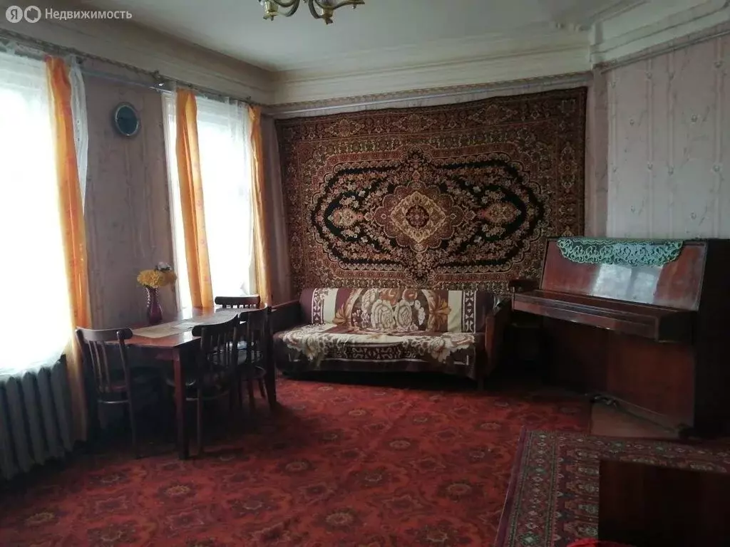 Дом в Каменск-Шахтинский, улица Кирова (100 м) - Фото 0