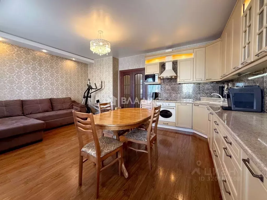 3-к кв. Карелия, Петрозаводск ул. Чапаева, 44 (71.4 м) - Фото 1