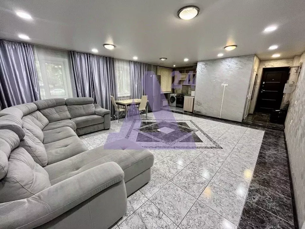 2-к кв. Алтайский край, Барнаул ул. Антона Петрова, 209 (56.6 м) - Фото 1