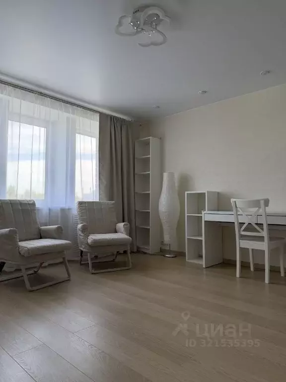 2-к кв. Тюменская область, Тюмень ул. Энергетиков, 16 (75.0 м) - Фото 1