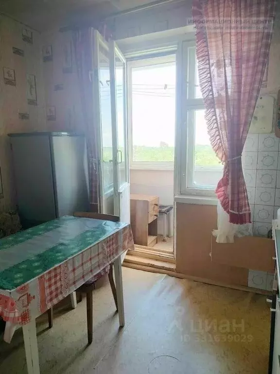 2-к кв. Псковская область, Пыталово ул. Шафранского, 11 (52.8 м) - Фото 2