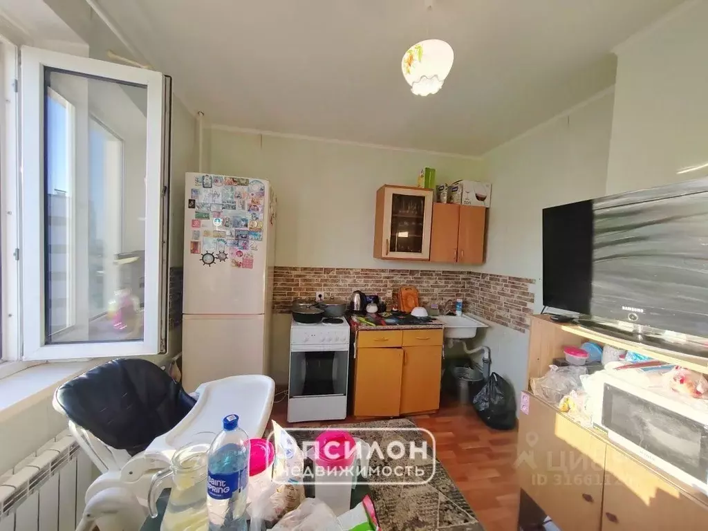 1-к кв. Курская область, Курск просп. Вячеслава Клыкова, 84 (37.2 м) - Фото 0