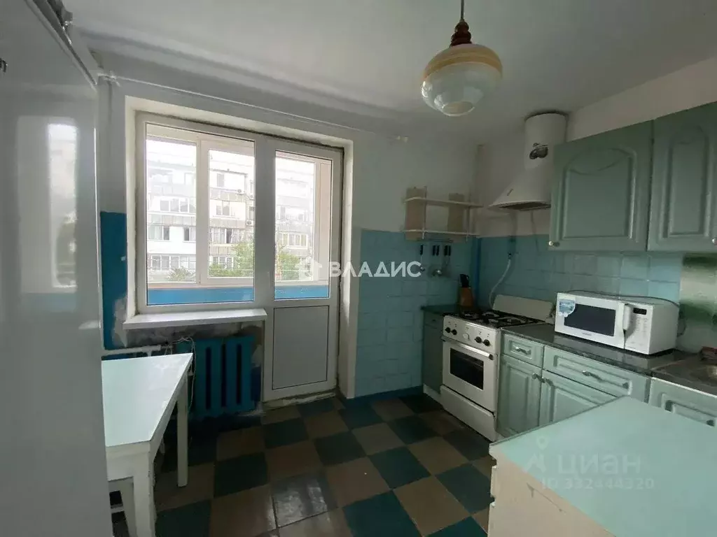 2-к кв. Севастополь ул. Адмирала Юмашева, 5 (51.4 м) - Фото 2