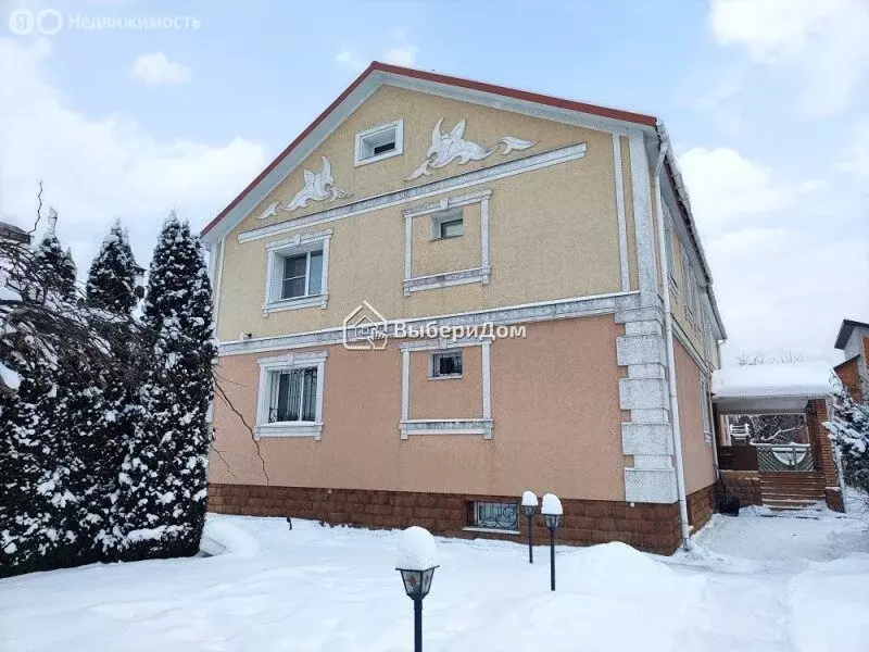 Дом в деревня Бухарово, Петровская улица (370 м) - Фото 1
