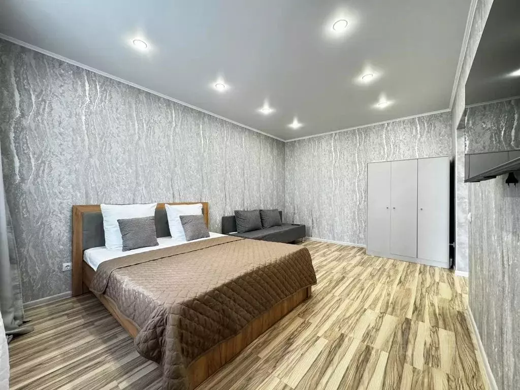 1-к кв. Оренбургская область, Оренбург ул. Фронтовиков, 8/3 (43.0 м) - Фото 2