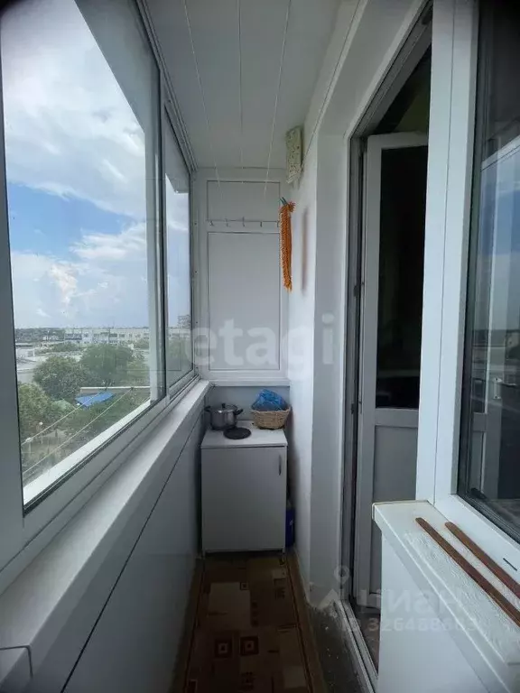 3-к кв. Крым, Черноморское пгт ул. Димитрова, 15 (73.0 м) - Фото 1