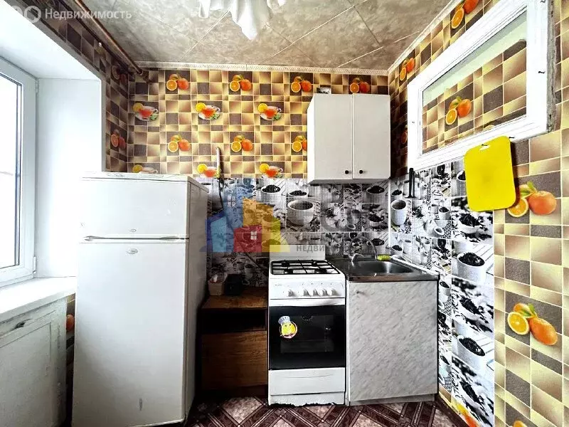 3-комнатная квартира: Алексин, улица Максима Горького, 10 (45 м) - Фото 1