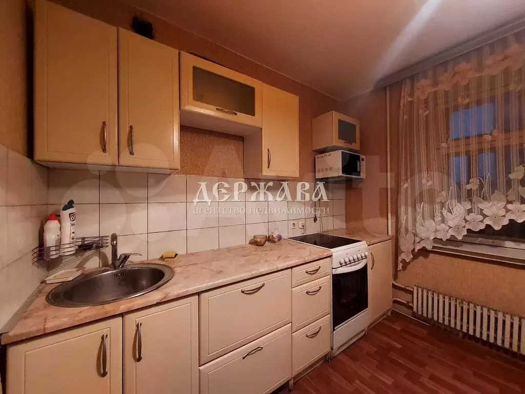 2-к. квартира, 70 м, 9/9 эт. - Фото 1