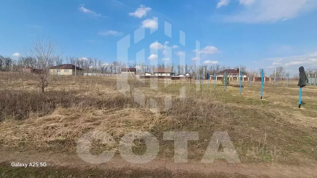 Участок в Воронежская область, Семилукский район, Губаревское с/пос, ... - Фото 1