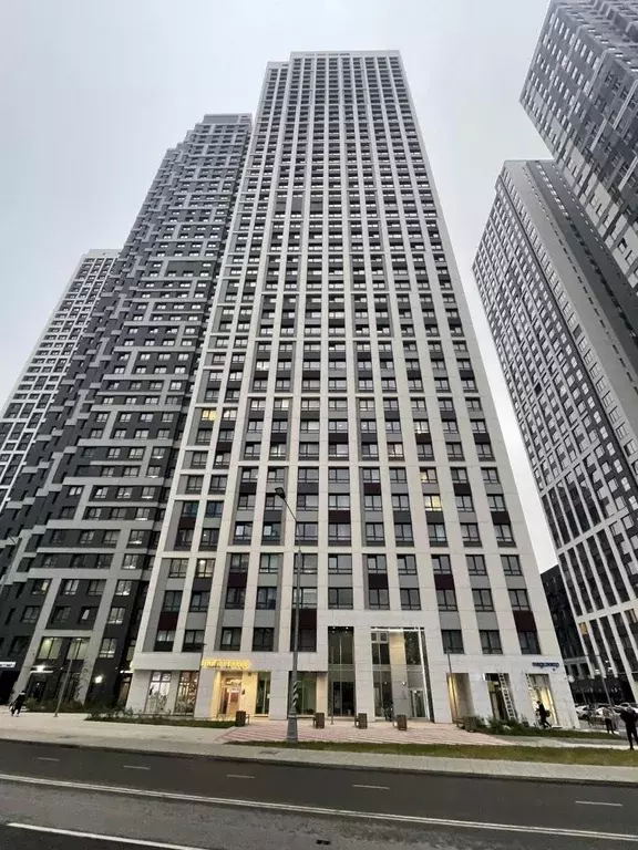 Продается 5-комнатная квартира - Фото 1