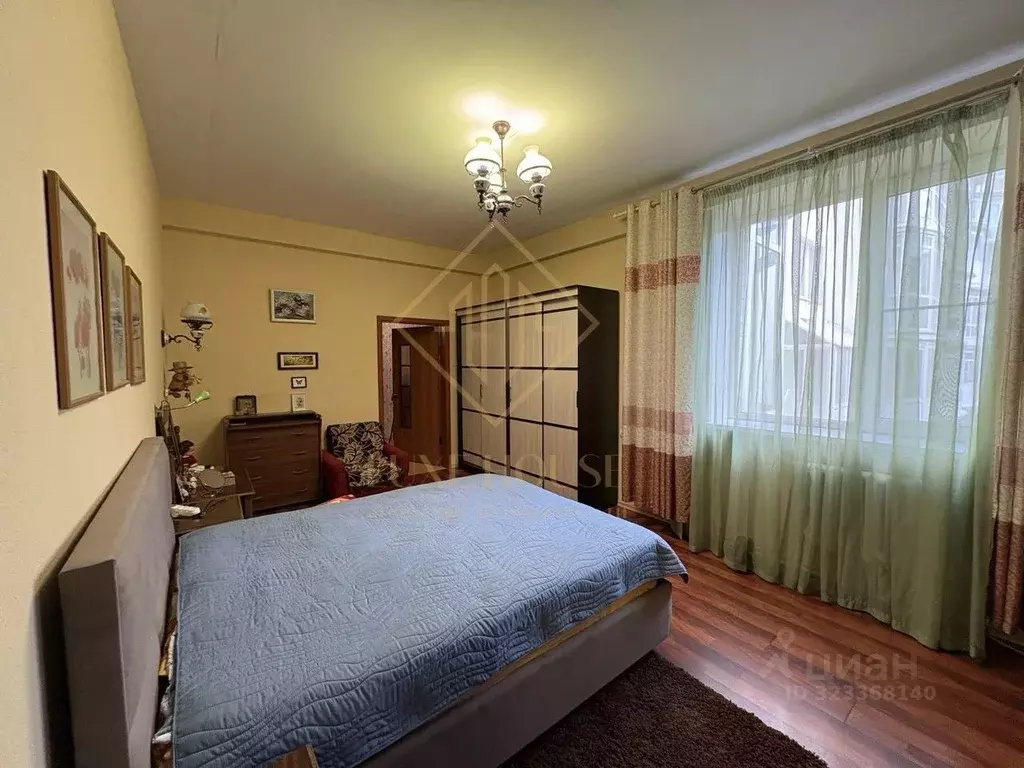 2-к кв. Иркутская область, Иркутск ул. Ивана Франко, 22 (80.0 м) - Фото 1