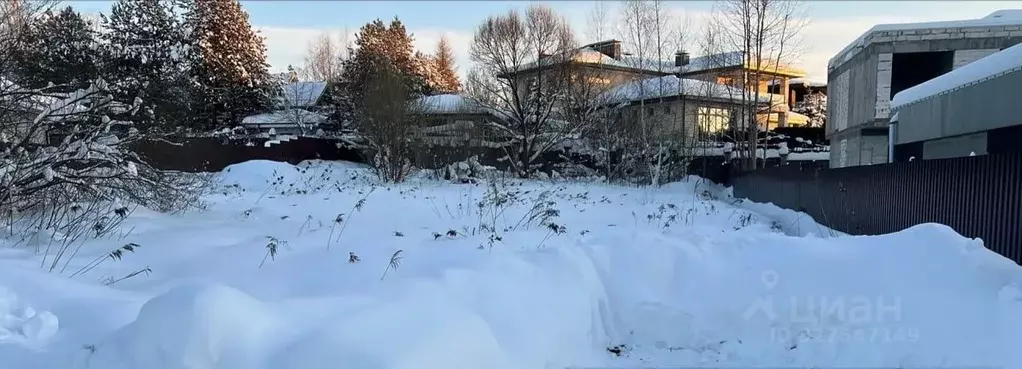 Участок в Московская область, Красногорск городской округ, д. ... - Фото 1