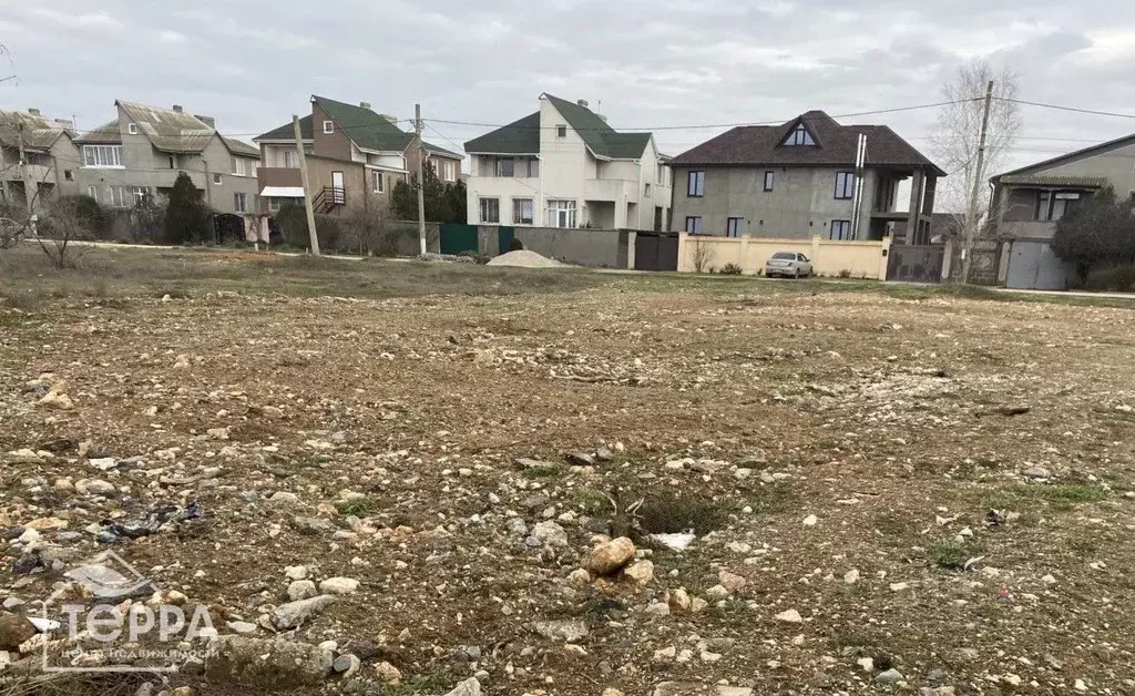 Участок в Крым, Евпатория городской округ, Заозерное пгт ул. Чкалова ... - Фото 2