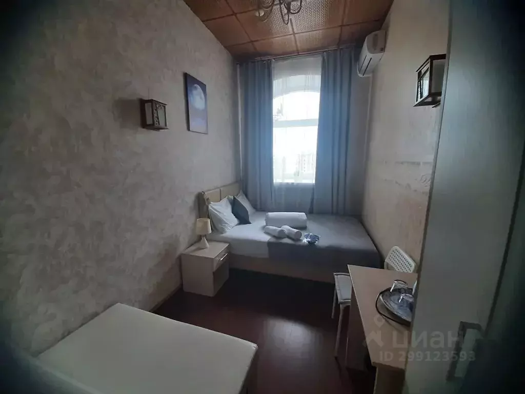 Комната Москва Страстной бул., 4 - Фото 1