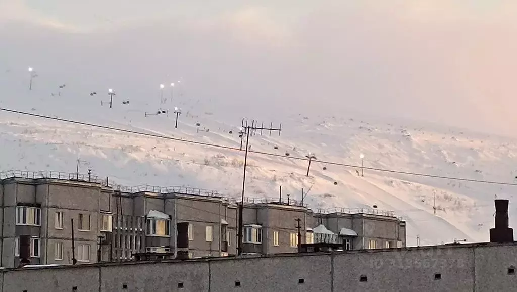 2-к кв. Мурманская область, Кировск Олимпийская ул., 18 (52.0 м) - Фото 2