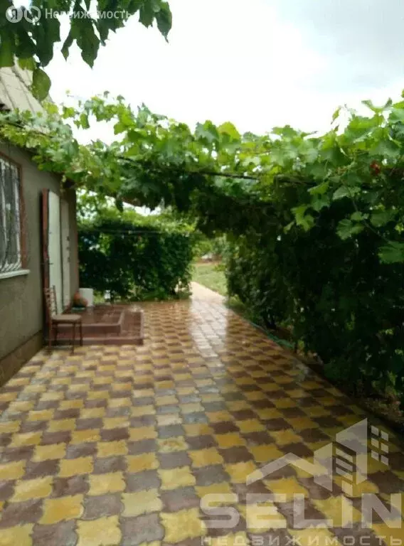 Дом в Черноморское, Тарханкутская улица (70.2 м) - Фото 2