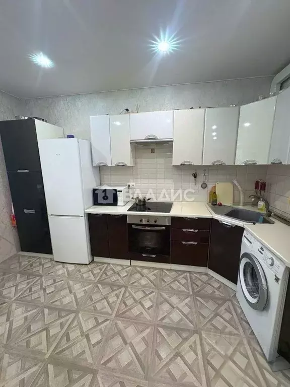 2-к кв. Белгородская область, Белгород ул. Есенина, 9к3 (47.5 м) - Фото 2