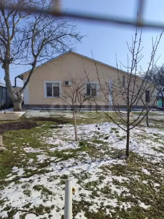 Дом в Крым, Сакский район, с. Суворовское ул. Дачная, 39 (157 м) - Фото 0