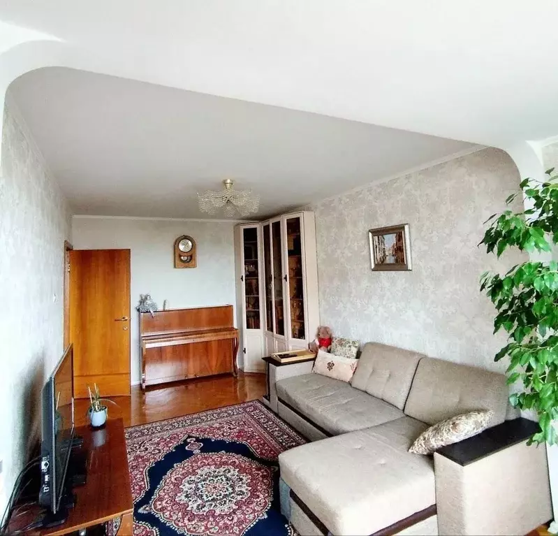 3-к кв. Краснодарский край, Сочи Заречный мкр, ул. Абрикосовая, 25 ... - Фото 0