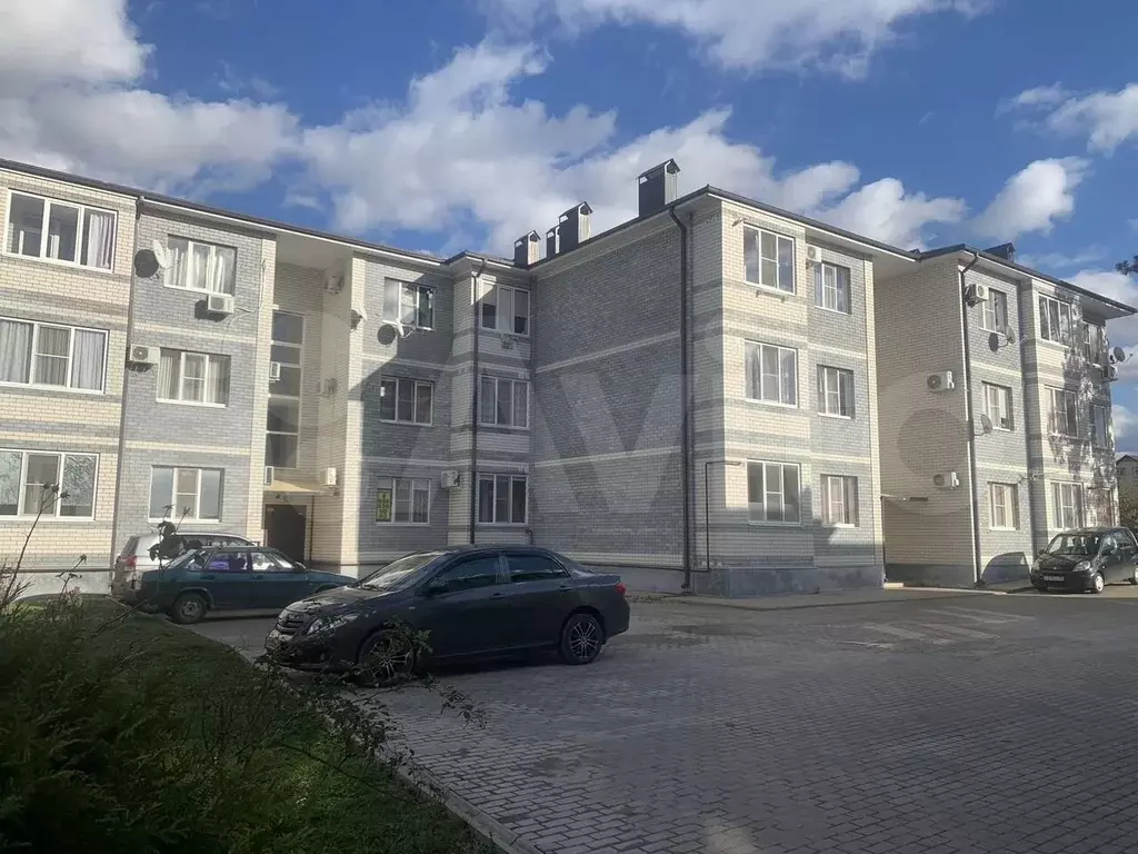 1-к. квартира, 45 м, 3/3 эт. - Фото 0