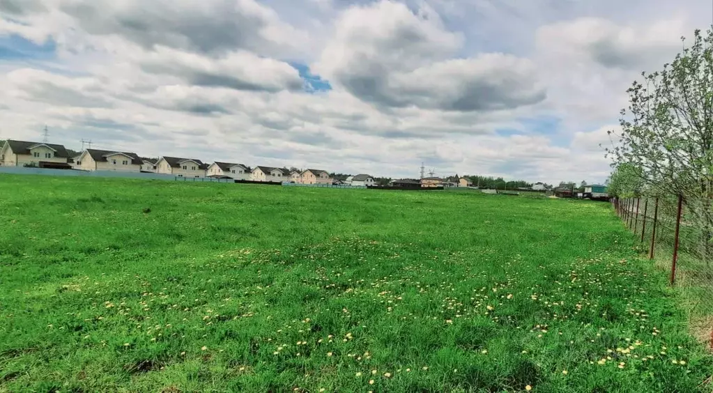 Участок в Московская область, Солнечногорск городской округ, д. ... - Фото 0