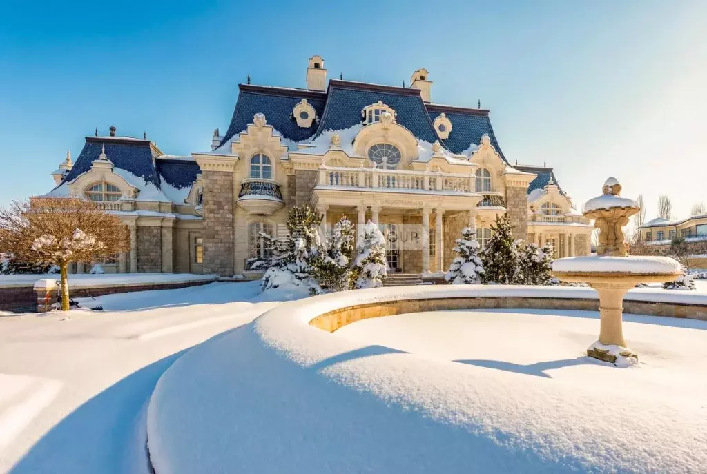 Коттедж в Москва д. Зименки, Антоновка кп, ул. Земляничная (2803 м) - Фото 1