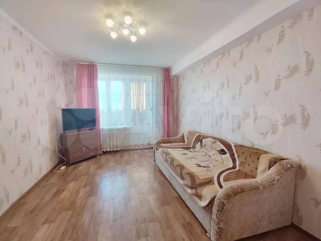 1-к. квартира, 40 м, 8/9 эт. - Фото 0