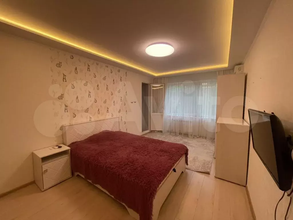 3-к. квартира, 65 м, 2/9 эт. - Фото 0