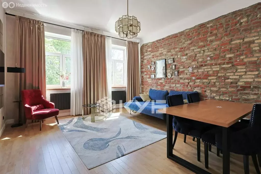 3-комнатная квартира: Калининград, проспект Мира, 25 (75 м) - Фото 1