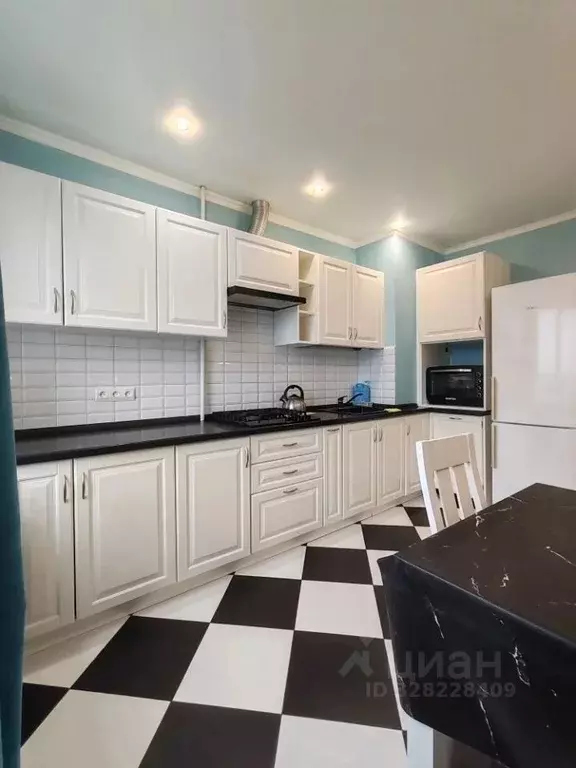 3-к кв. Калининградская область, Калининград ул. Чаадаева, 19 (62.8 м) - Фото 2