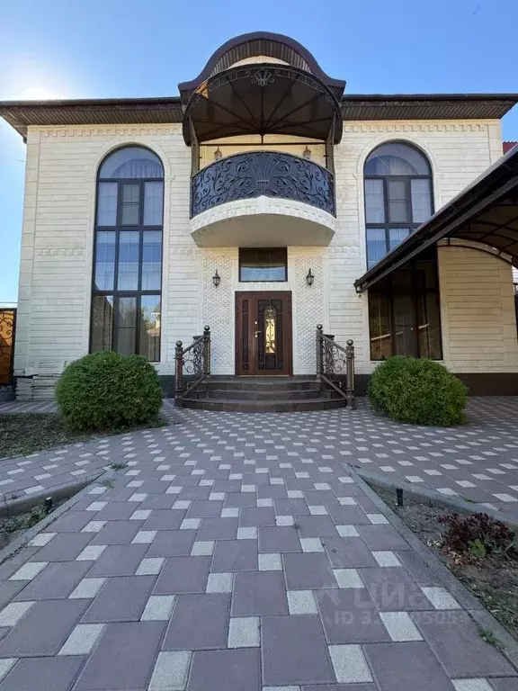 Дом в Волгоградская область, Волгоград Батурская ул. (287 м) - Фото 1