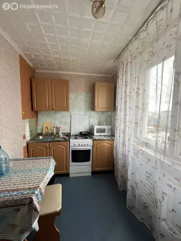 1-комнатная квартира: Усинск, улица 60 лет Октября, 11 (33.7 м) - Фото 0