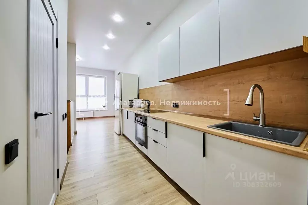 3-к кв. Томская область, Томск Комсомольский просп., 48 (68.6 м) - Фото 2