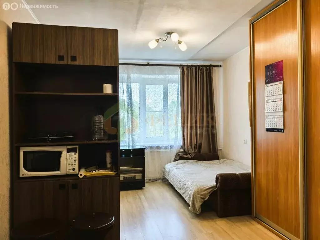 1к в 8-комнатной квартире (16.8 м) - Фото 1