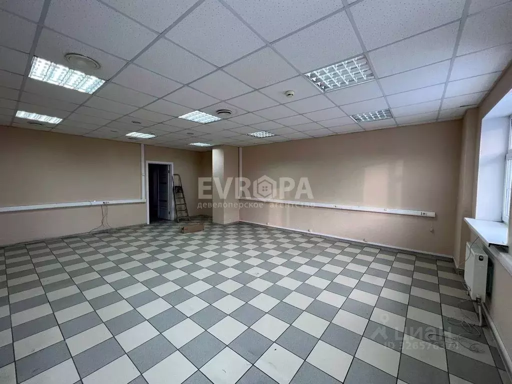 Офис в Ульяновская область, Ульяновск ул. Федерации, 83 (42 м) - Фото 1